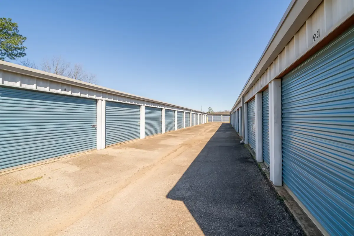 Drive up access KO Storage of Mount Pleasant, TX
